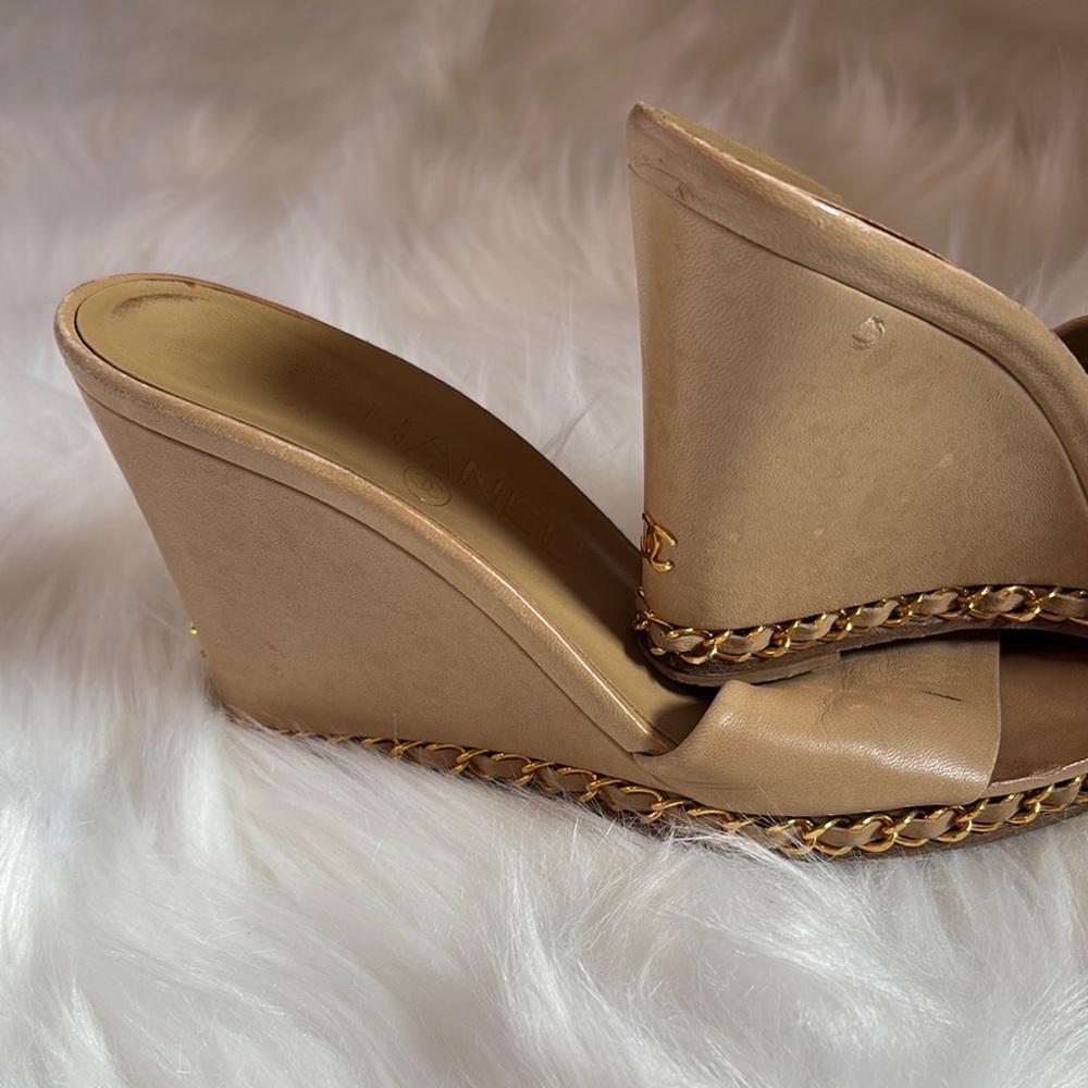 Chanel Chic Beige Wedge Sandals size 36 C - Picture 7 of 10